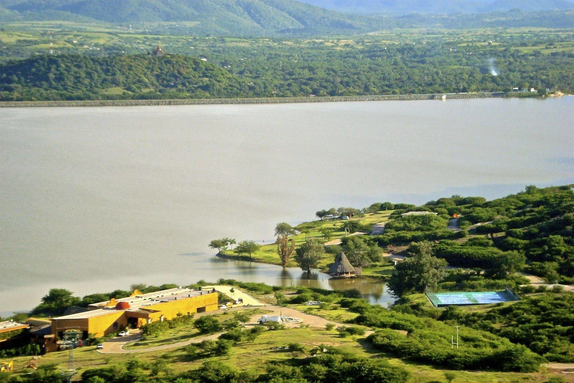 Vida En El Lago Hotel Tepecoacuilco de Trujano Exterior photo